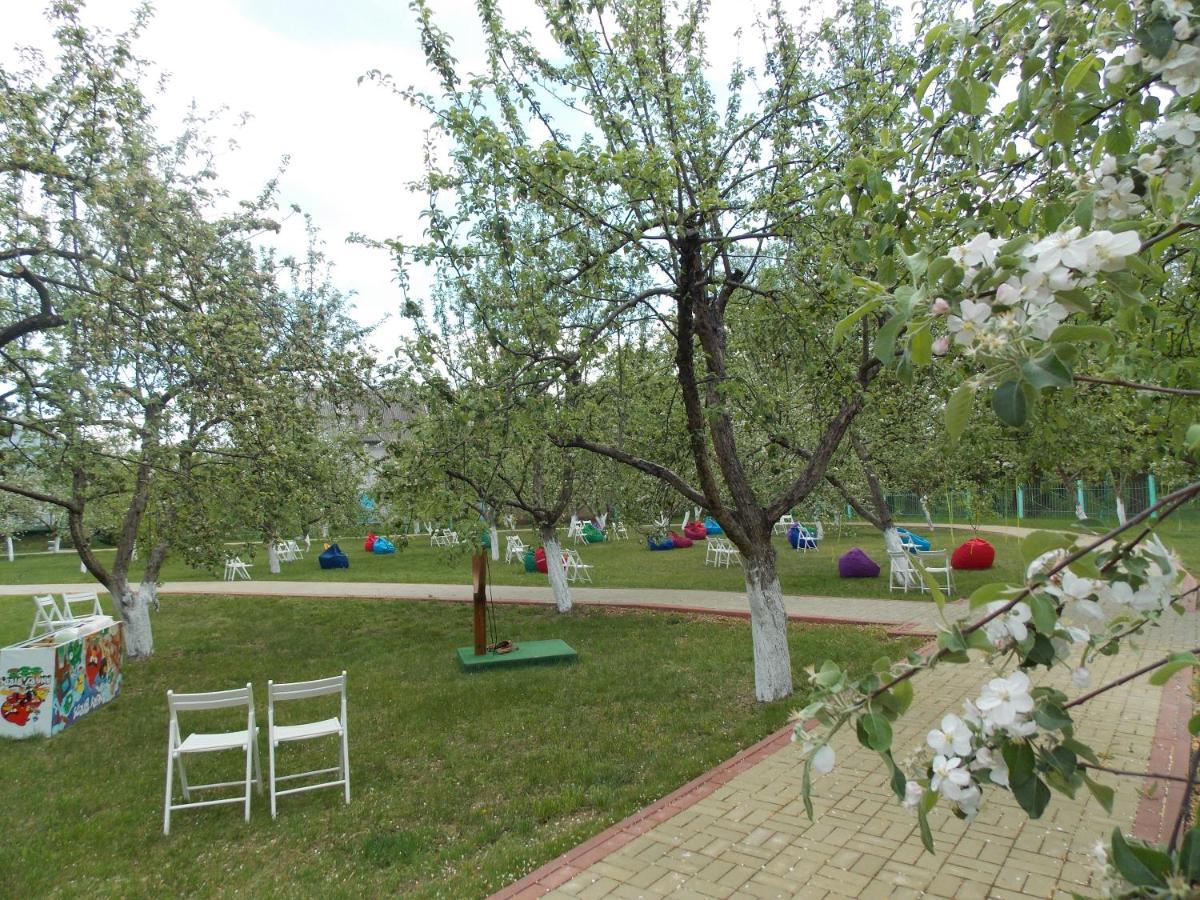 Hotel Dibrova Biała Cerkiew Zewnętrze zdjęcie