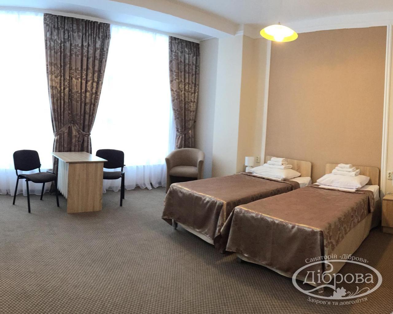 Hotel Dibrova Biała Cerkiew Zewnętrze zdjęcie